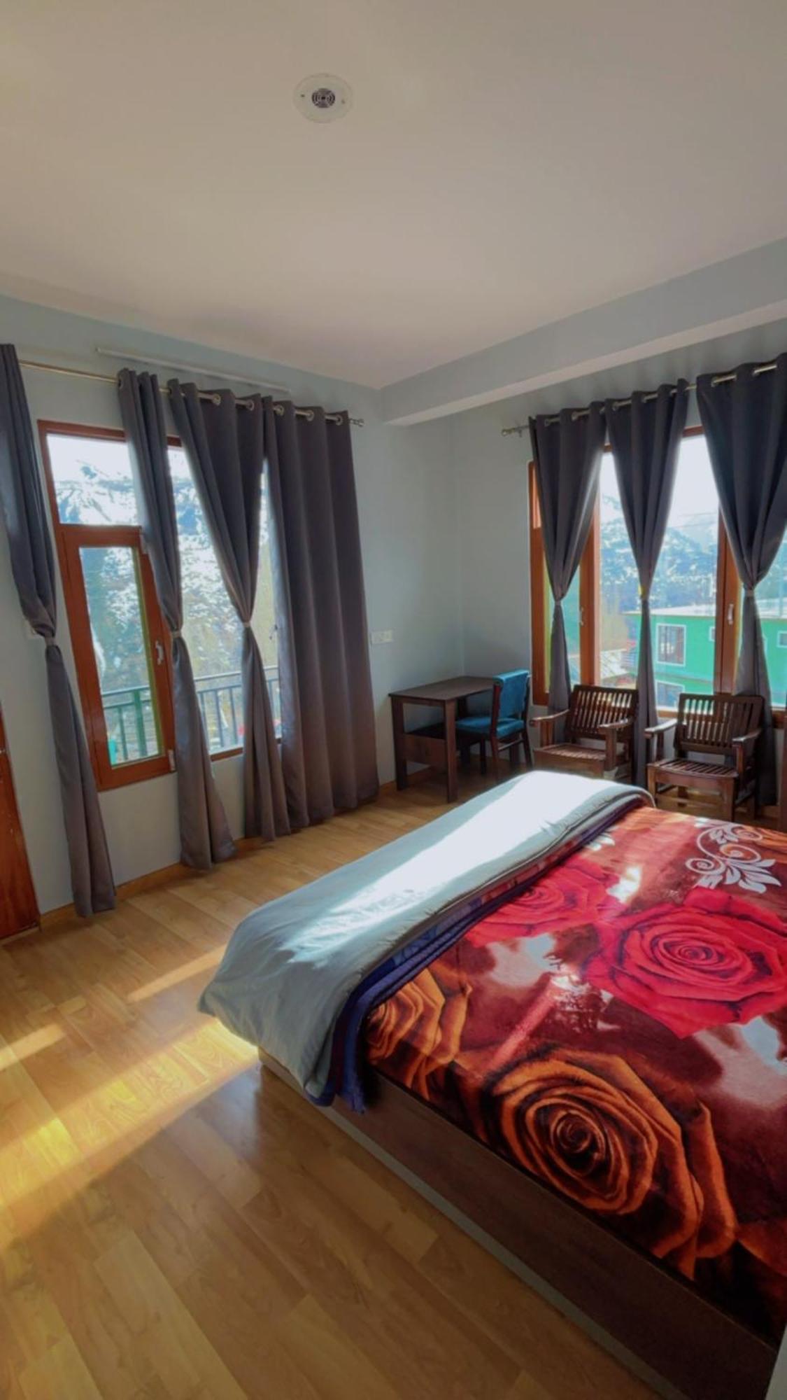 Lha Pomo Appartement Kyelang Buitenkant foto